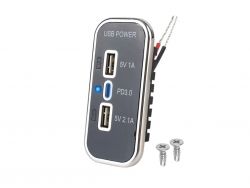 Автомобильное зарядное устройство для смартфона UCC-316 3USB (type-A 2.1A+1A+ type-C PD) 12-24V}
