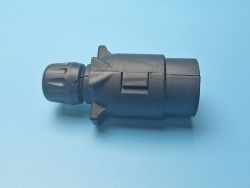 Разъем прицепа папа 7 pin пластиковый разборной с гайкой