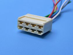 Разъем с проводом МАМА (внутренний) универсальный на 8 контактов, клемма 6,3мм (пр-во Украина)}