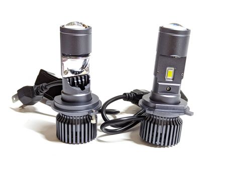Комплект LED ламп GT4 H4 с линзой 9-32V диод 3570 (50mk), 6000K радиатор с вентилятором