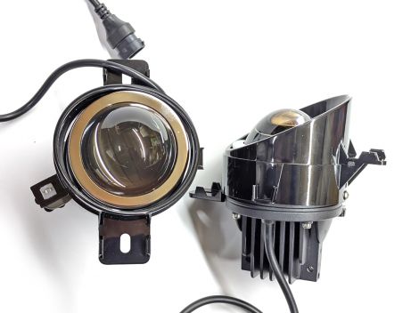 Комплект светодиодных противотуманных фар HP-GZD-326-01 в штатное место для Nissan (X-Trail, Teana, Qashqai, Primera, Almera)